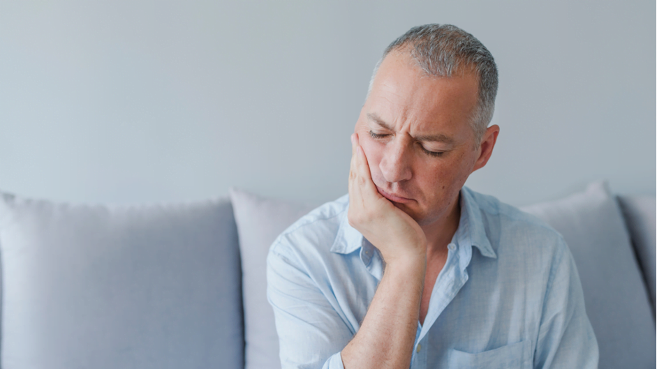 Periimplantitis Behandlung